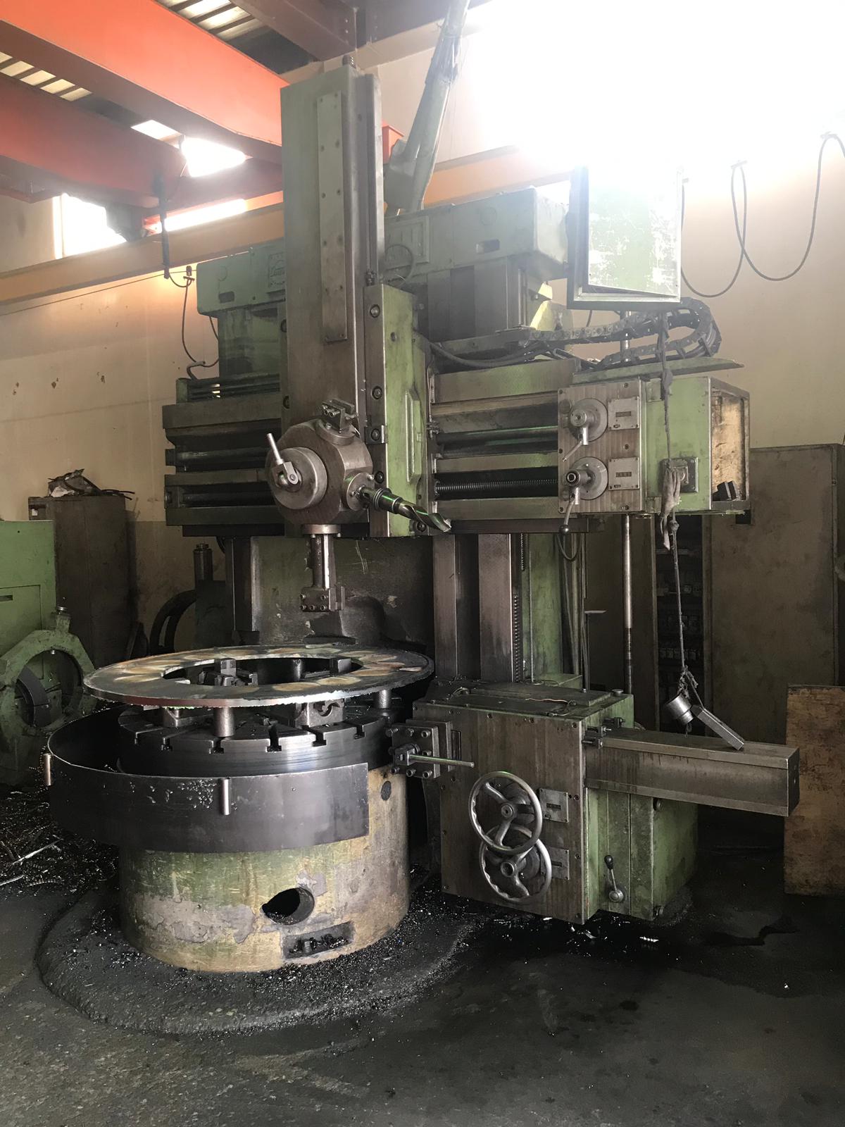 1400mm Dikey Torna Tezgahı