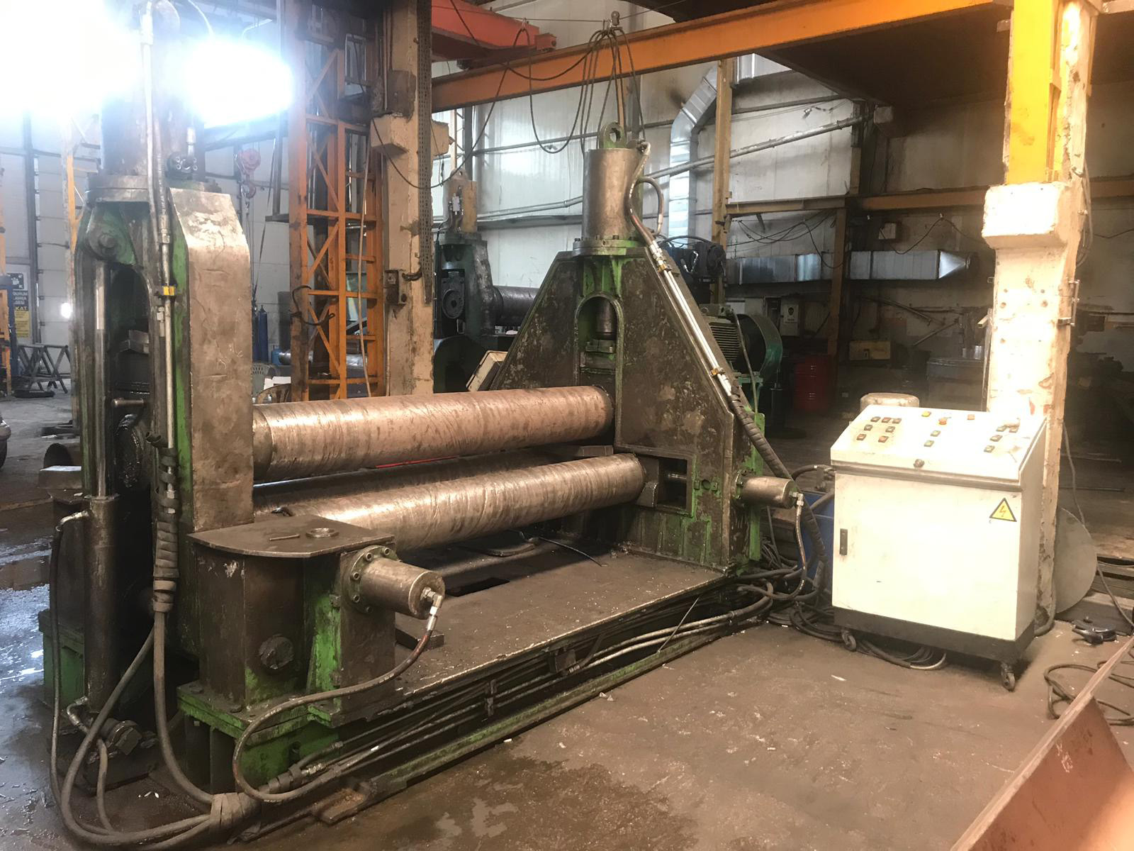 3 Silindir Profil Bükme Makinesi (Orta)